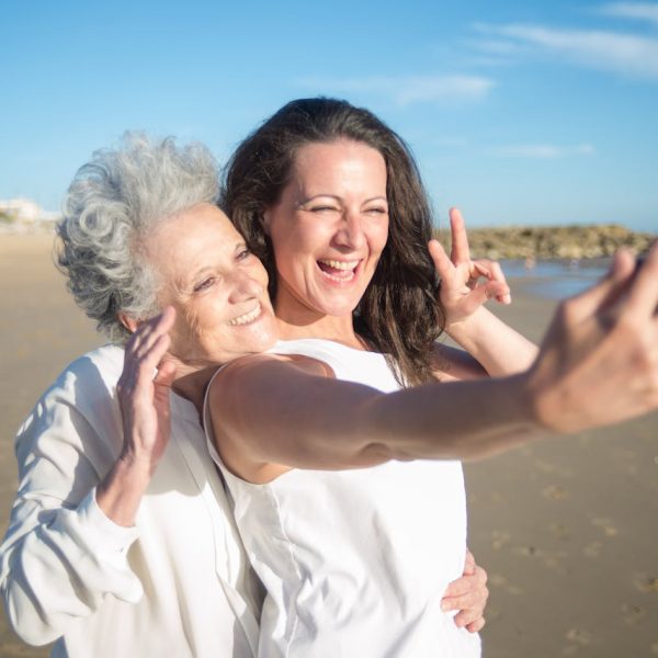 Creating Lasting Memories with a Loved One in Their Final Days